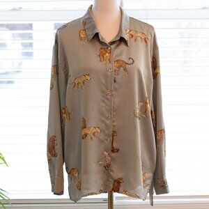 Umgee (Boutique) Sage Green Jungle Cat Blouse Size L